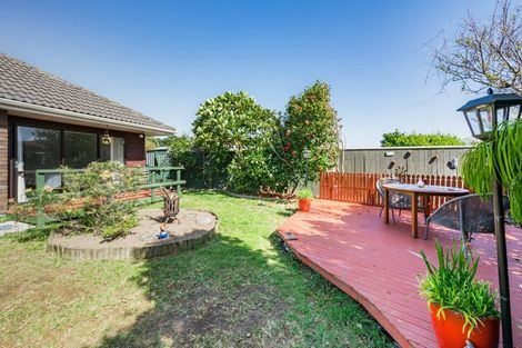 Photo of property in 12 Tobys Way, Waikanae Beach, Waikanae, 5036