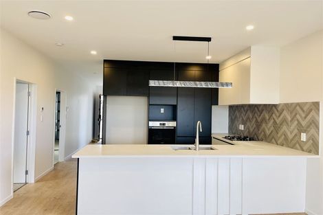 Photo of property in 12 Woven Place, Karaka, 2113