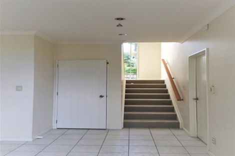 Photo of property in 92a Shakespeare Road, Milford, Auckland, 0620