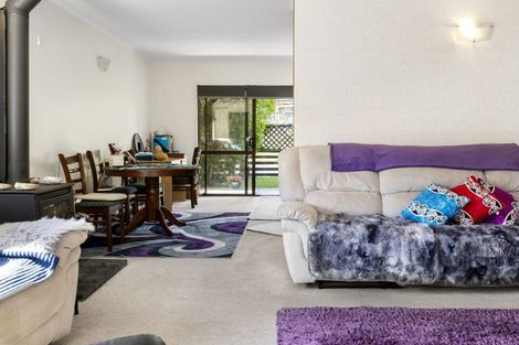 Photo of property in 1/19 Chesham Avenue, Waipahihi, Taupo, 3330