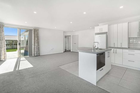 Photo of property in Henry Russell Estate, 8/36 Belgrove Drive, Waipukurau, 4200