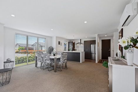 Photo of property in 3 Sandspit Way, Papamoa Beach, Papamoa, 3118