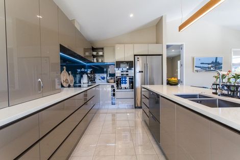 Photo of property in 58 Leeward Drive, Whitianga, 3510