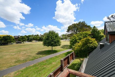 Photo of property in 91 Waterloo Crescent, Hokowhitu, Palmerston North, 4410
