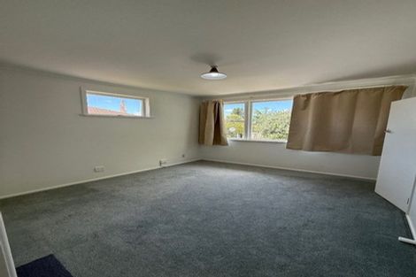 Photo of property in 5 Lynwood Road, New Lynn, Auckland, 0600