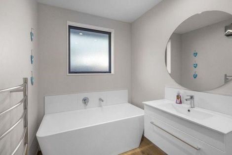 Photo of property in 7 Hepburn Place, Rolleston, 7614