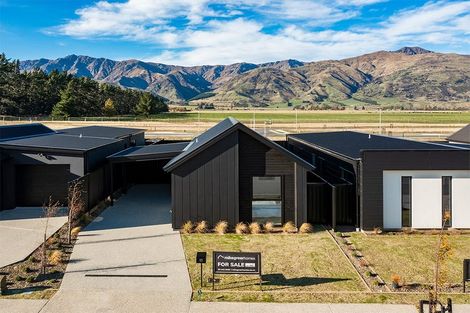 Photo of property in 11 Gillespie Street, Lake Hawea, 9382