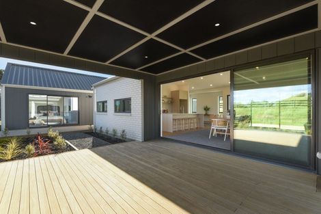 Photo of property in 73unit Ward Road, Hamurana, 3097