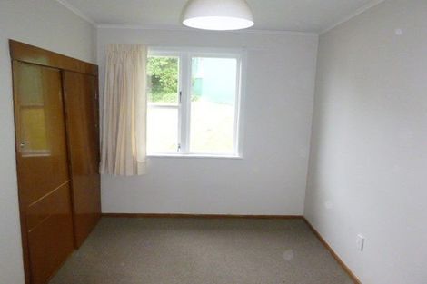 Photo of property in 2b Garden Road, Northland, Wellington, 6012