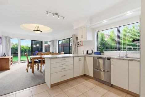 Photo of property in 35 Ocean Crest, Papamoa Beach, Papamoa, 3118