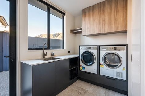 Photo of property in Meadowstone Alpha Series, 24 Jade Drive, Wanaka, 9305