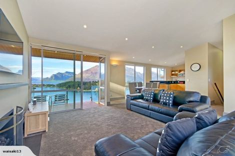 Photo of property in 7 Earnslaw Terrace, Queenstown, 9300
