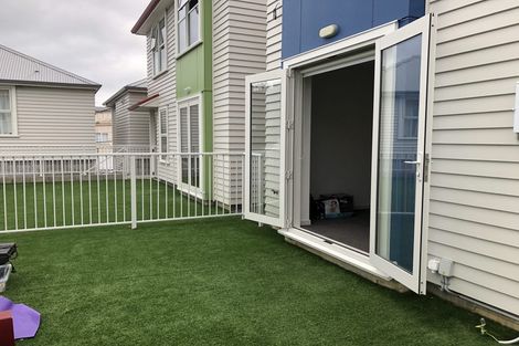 Photo of property in 21u4 Luxford Street, Berhampore, Wellington, 6023