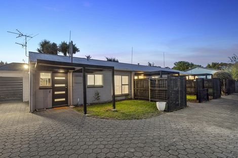 Photo of property in 1/106 Charles Street, Waltham, Christchurch, 8011