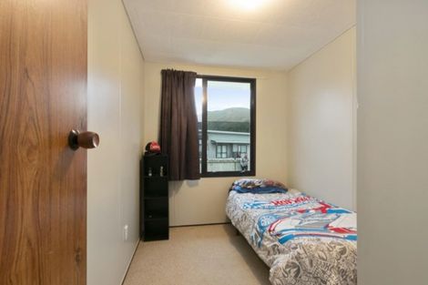 Photo of property in 29 Grimsby Grove, Wainuiomata, Lower Hutt, 5014