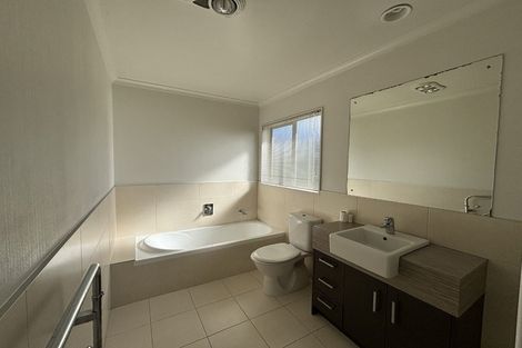 Photo of property in 3 Vinci Court, Manurewa, Auckland, 2105