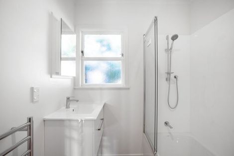 Photo of property in 20 Dale Road, Raumati South, Paraparaumu, 5032