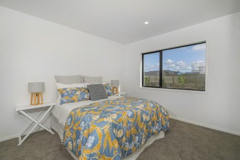 Photo of property in 12 Ngaroma Crescent, Whitianga, 3510