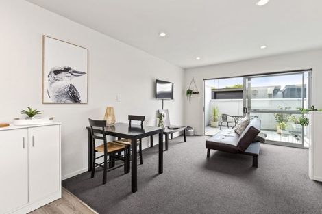 Photo of property in 100u5 Knighton Road, Hillcrest, Hamilton, 3216