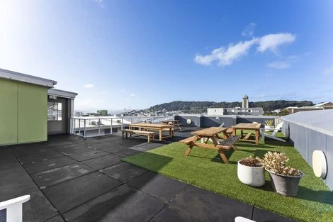 Photo of property in Urbane Apartments, 21/29 Webb Street, Mount Cook, Wellington, 6011