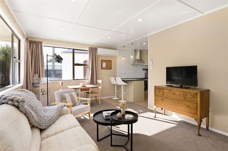 Photo of property in 8b Vivian Street, Melville, Hamilton, 3206