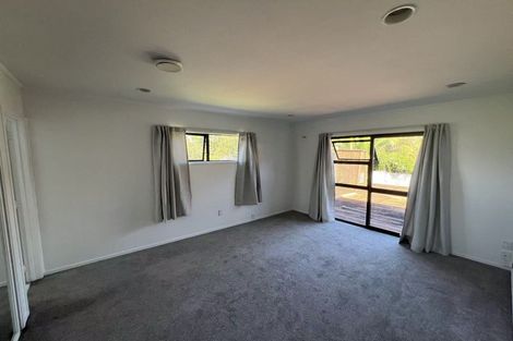 Photo of property in 10 Orinda Close, Botany Downs, Auckland, 2010