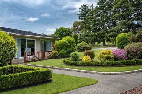 Photo of property in 42 Iona Road, Havelock North, 4130