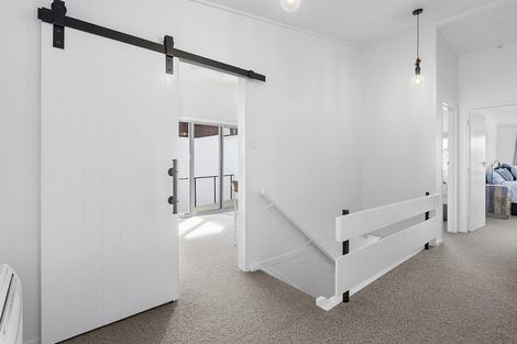 Photo of property in 42 Crosby Street, Mornington, Dunedin, 9011
