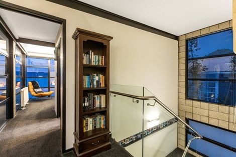 Photo of property in 377a Karaka Bay Road, Karaka Bays, Wellington, 6022