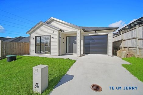 Photo of property in 31 Cloonlyon Drive, Flat Bush, Auckland, 2019