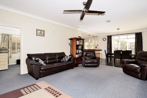 Photo of property in 7a Garelja Road, Henderson, Auckland, 0612