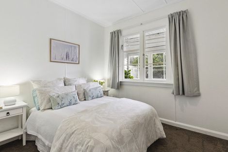 Photo of property in 22 Reef Street, Island Bay, Wellington, 6023