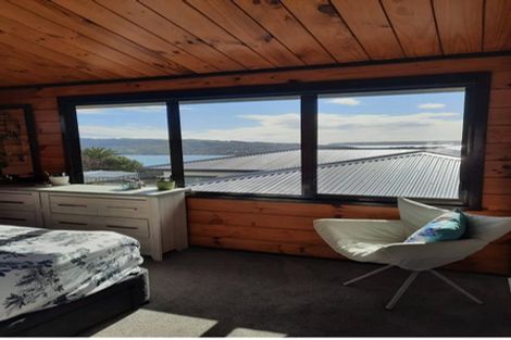 Photo of property in 98 Conclusion Street, Ascot Park, Porirua, 5024