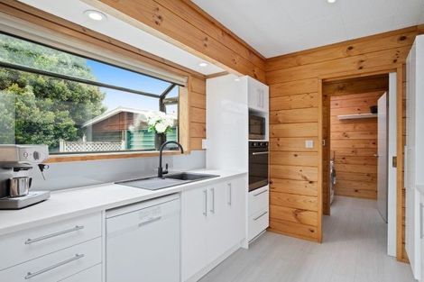 Photo of property in 42a Alma Crescent, Papakura, 2110