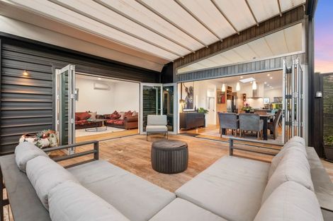 Photo of property in 50 Ngataringa Road, Devonport, Auckland, 0624