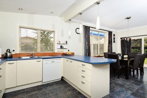 Photo of property in 7a Garelja Road, Henderson, Auckland, 0612