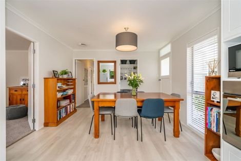 Photo of property in 76 Field Street, Silverstream, Upper Hutt, 5019
