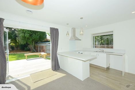 Photo of property in 8 Bellina Place, Broomfield, Christchurch, 8042