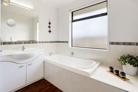 Photo of property in 23 Portobello Way, Huntington, Hamilton, 3210