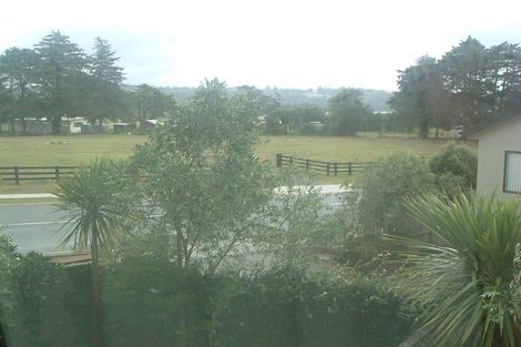 Photo of property in 4/3 Orwell Road, Greenhithe, Auckland, 0632