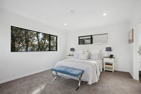 Photo of property in 12 Kurnell Drive, Botany Downs, Auckland, 2010