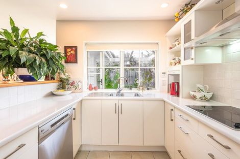 Photo of property in 7 Stable Court Lane, Spreydon, Christchurch, 8024