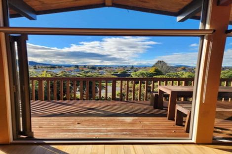 Photo of property in 17 Westbourne Avenue, Pomare, Rotorua, 3015