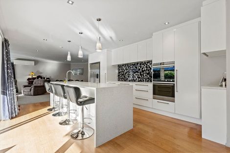 Photo of property in 18 Woodhurst Drive, Casebrook, Christchurch, 8051