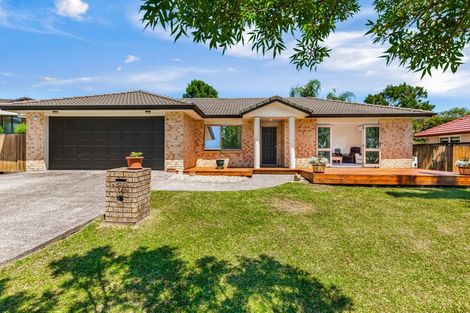 Photo of property in 14 Semillon Avenue, Henderson, Auckland, 0612