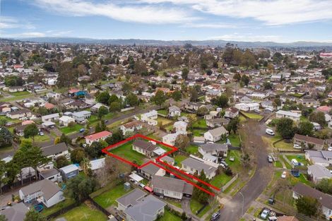 Photo of property in 12 Stoll Place, Clendon Park, Auckland, 2103