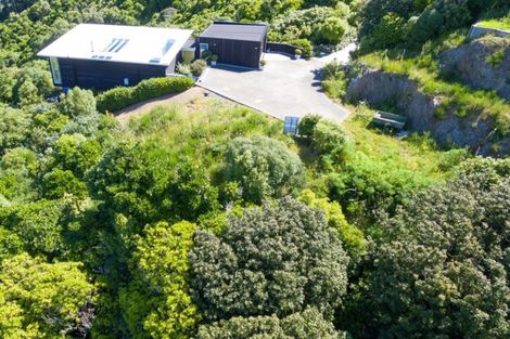 Photo of property in 125 Nicholson Road, Khandallah, Wellington, 6035