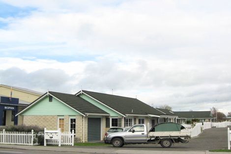 Photo of property in 4/21 Havelock Road, Havelock North, 4130