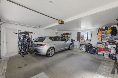 Photo of property in 22 Kathy Terrace, Stanmore Bay, Whangaparaoa, 0932