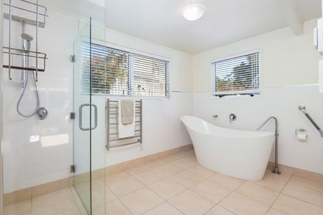 Photo of property in 14 Shane Place, Lynmore, Rotorua, 3010